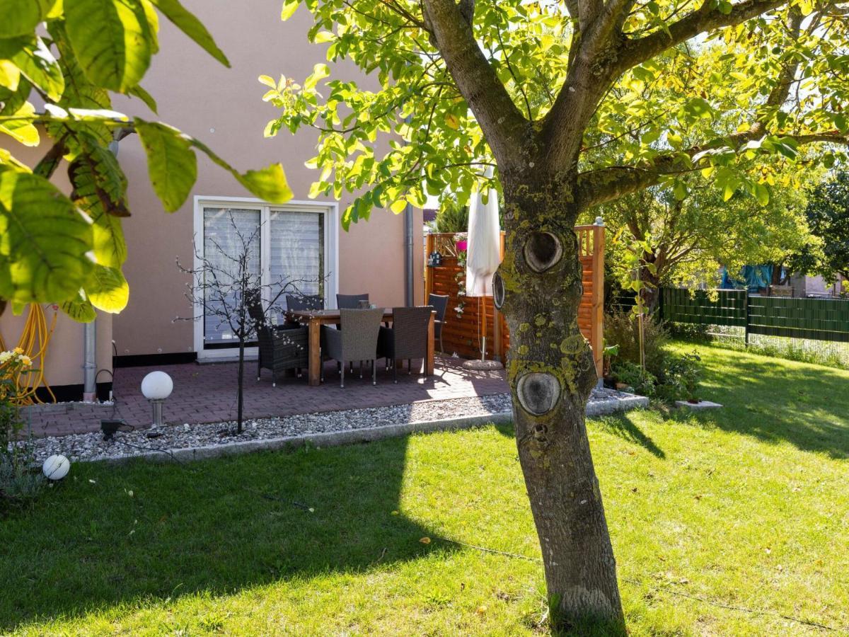 Family Holiday Home Near The Beach With Large Garden Kröpelin Eksteriør billede